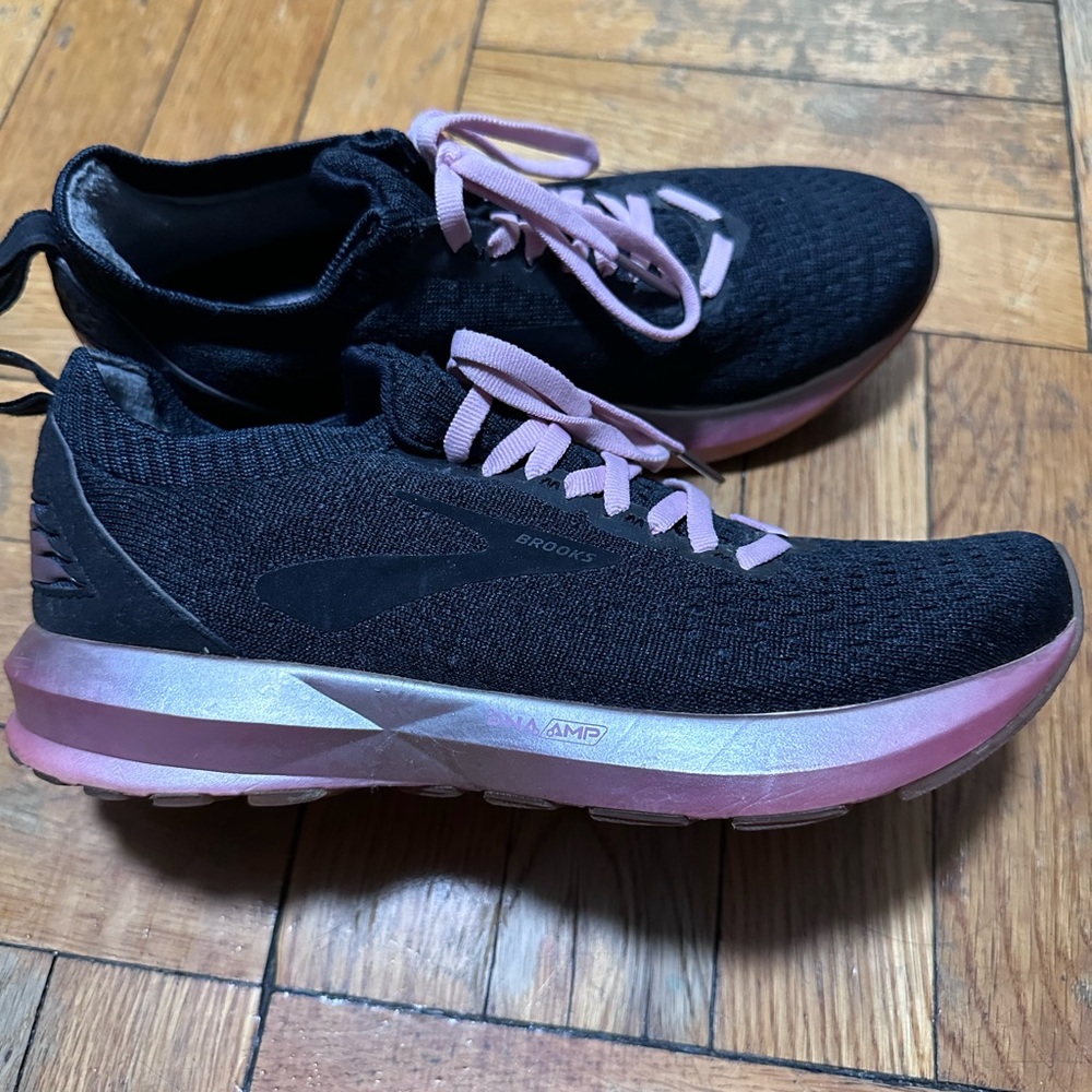 Brooks Black and Pink Sneakers - Picture 4 of 9